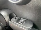 2019 Mini Hatch thumbnail 15