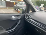 2019 Ford Fiesta thumbnail 13