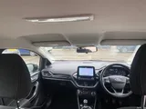 2019 Ford Fiesta thumbnail 27