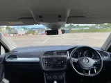 2020 Volkswagen Tiguan thumbnail 13