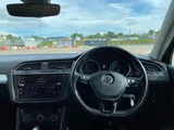 2020 Volkswagen Tiguan thumbnail 14