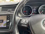 2020 Volkswagen Tiguan thumbnail 20