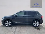 2020 Volkswagen Tiguan thumbnail 2