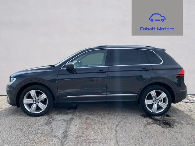 2020 Volkswagen Tiguan — photo 2