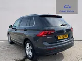 2020 Volkswagen Tiguan thumbnail 7