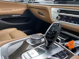 2017 BMW 7 Series thumbnail 21
