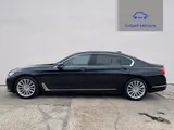 2017 BMW 7 Series thumbnail 6