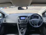 2017 Ford Focus thumbnail 14