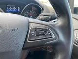2017 Ford Focus thumbnail 15