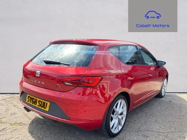 2018 SEAT Leon — photo 2