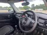2016 Mini Hatch thumbnail 8