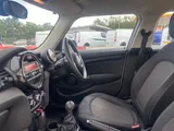 2016 Mini Hatch thumbnail 15