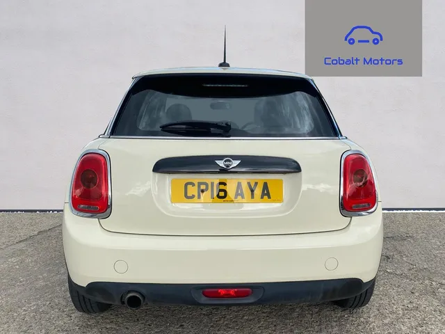 2016 Mini Hatch — photo 3