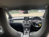 2017 Mercedes-Benz CLA thumbnail 25