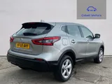 2019 Nissan Qashqai thumbnail 3