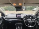 2018 Mazda Mazda2 thumbnail 17