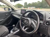 2018 Mazda Mazda2 thumbnail 19