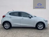 2018 Mazda Mazda2 thumbnail 5