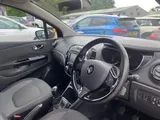 2016 Renault Captur thumbnail 11