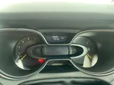 2016 Renault Captur thumbnail 25