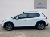 2018 Peugeot 2008 thumbnail 7