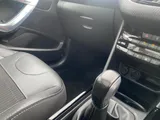 2018 Peugeot 2008 thumbnail 17
