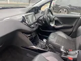 2018 Peugeot 2008 thumbnail 23