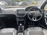 2018 Peugeot 2008 thumbnail 27