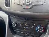 2017 Ford Kuga thumbnail 11