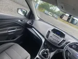 2017 Ford Kuga thumbnail 27