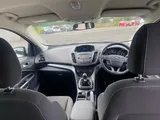 2017 Ford Kuga thumbnail 28