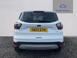 2017 Ford Kuga thumbnail 4