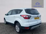 2017 Ford Kuga thumbnail 1