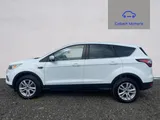 2017 Ford Kuga thumbnail 2