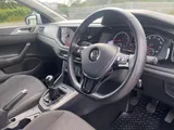 2018 Volkswagen Polo thumbnail 14
