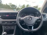 2018 Volkswagen Polo thumbnail 26