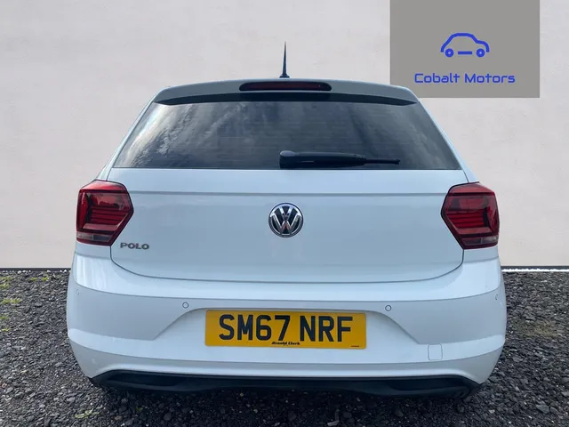2018 Volkswagen Polo — photo 2