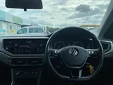 2018 Volkswagen Polo thumbnail 17