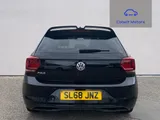 2018 Volkswagen Polo thumbnail 19