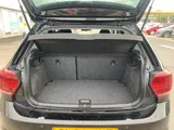 2018 Volkswagen Polo thumbnail 24