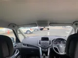 2014 Vauxhall Zafira Tourer thumbnail 27