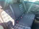 2017 Volkswagen Golf thumbnail 12
