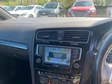 2017 Volkswagen Golf thumbnail 20