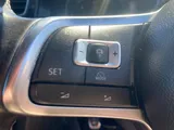 2017 Volkswagen Golf thumbnail 25