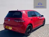 2017 Volkswagen Golf thumbnail 3