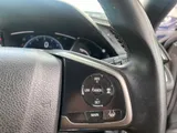 2019 Honda Civic thumbnail 16