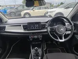 2019 KIA Rio thumbnail 13