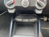 2019 KIA Rio thumbnail 19