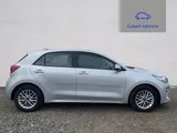 2019 KIA Rio thumbnail 6