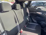2017 Nissan Qashqai thumbnail 26